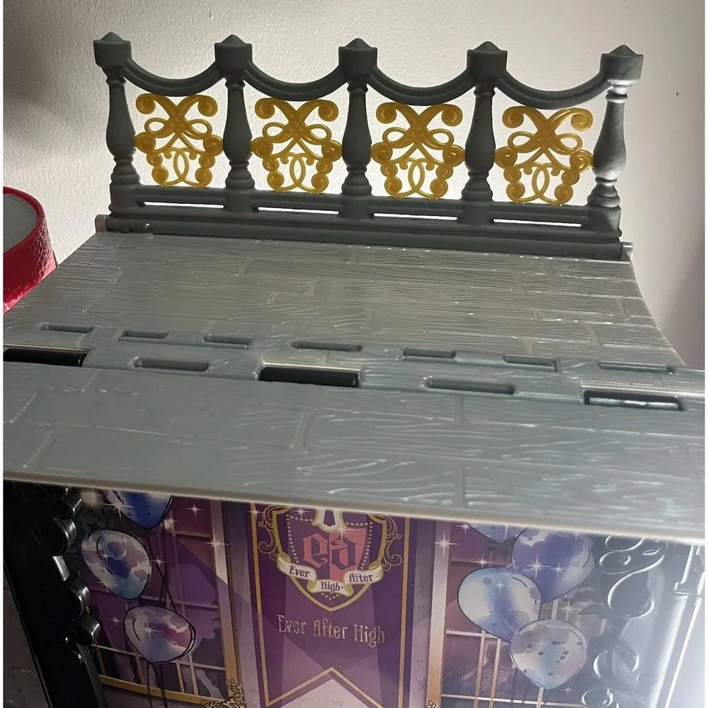 Mattel Ever After High Thronecoming Briar‎ Beauty Playset
